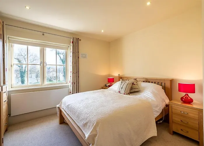 Spacious To Sleep 8 Just A Short Stroll From Casa vacanze *